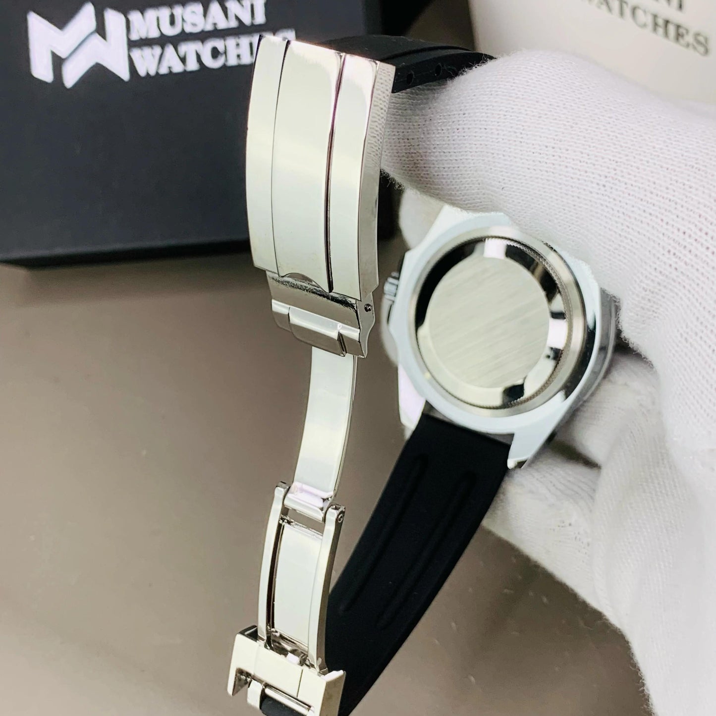 ROLEX MEN'S WATCH DATEJUST WITH RUBBER STRAP