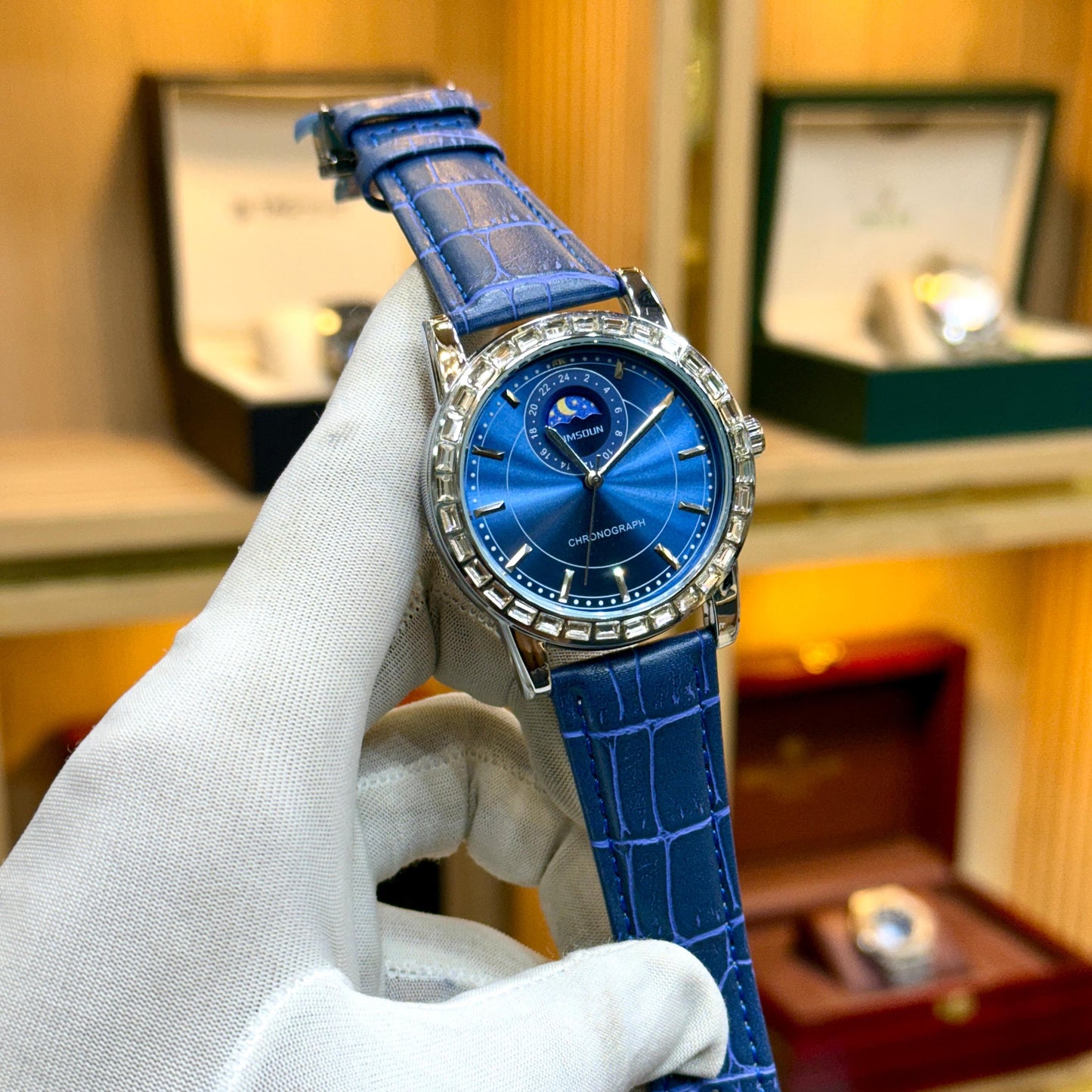 KIMSOUN Original Men's Watch-Quartz Movement Leather Strap Master Lock High-Quality Build