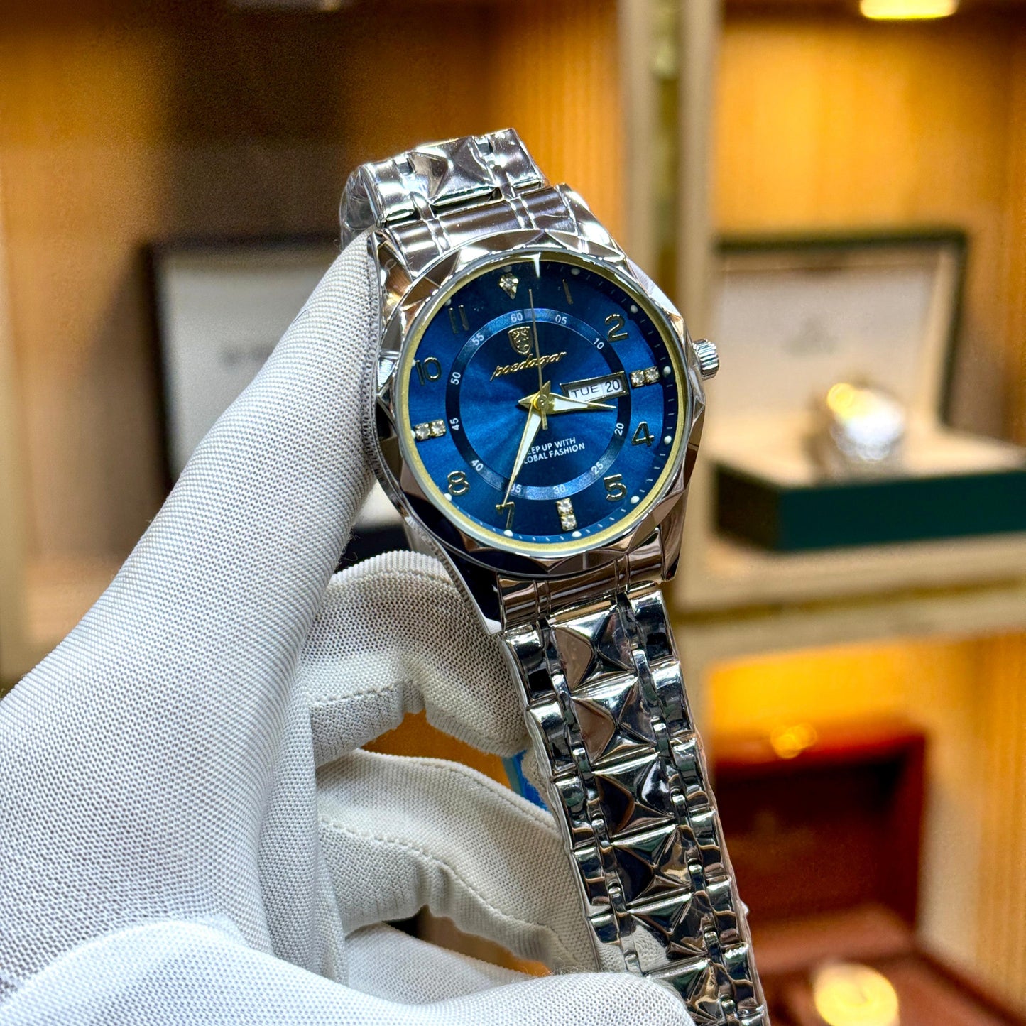 POEDAGAR Original Men's Watch Quartz Movement Date & Day Working Metal Strap Butterfly Lock