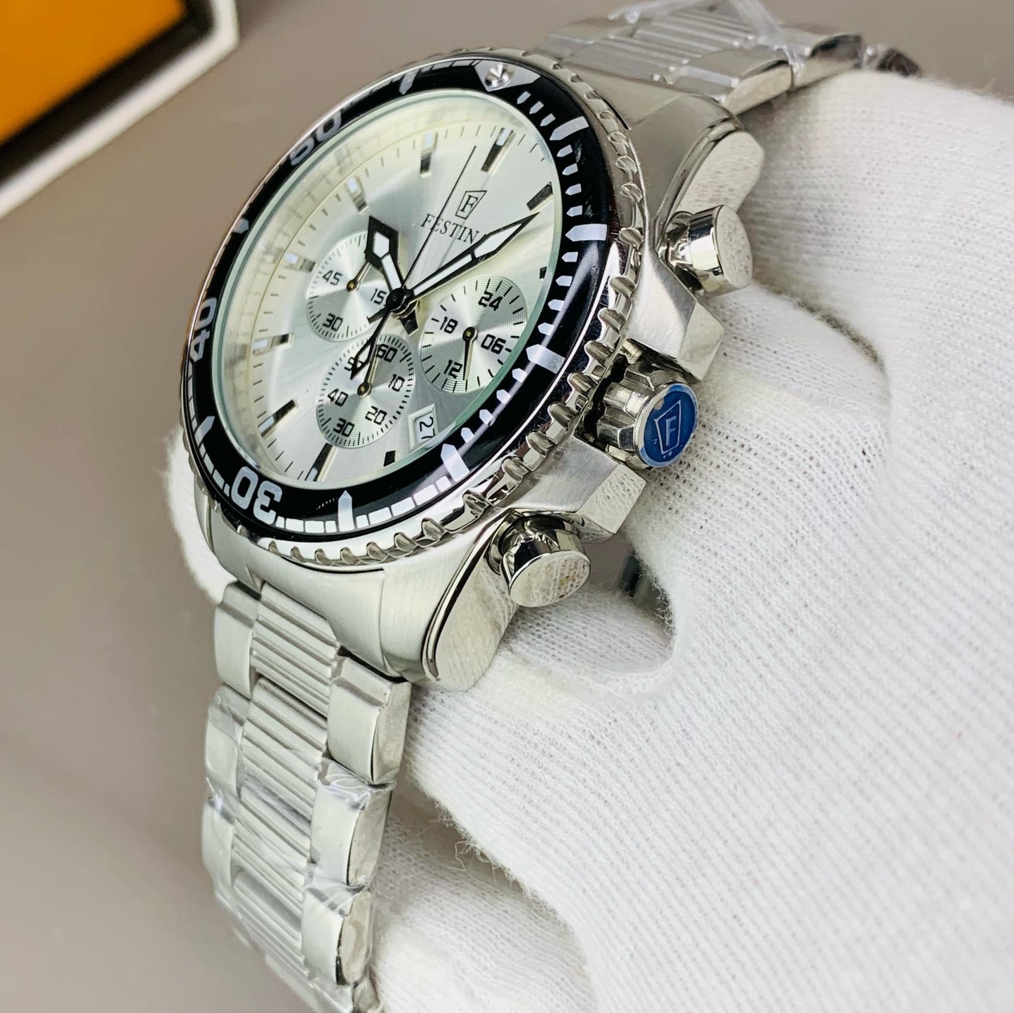 FESTINA CHRONO GRAPH WATCH