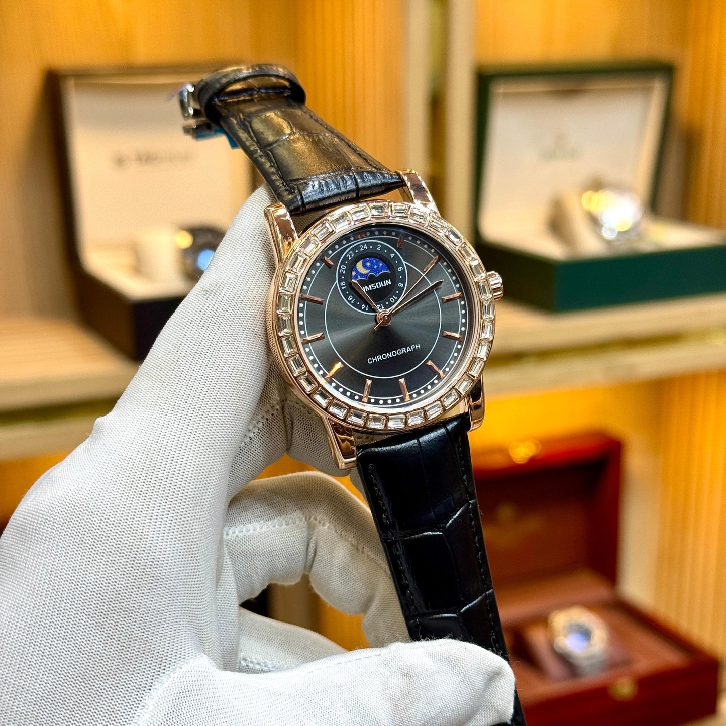 KIMSOUN Original Men's Watch-Quartz Movement Leather Strap Master Lock High-Quality Build