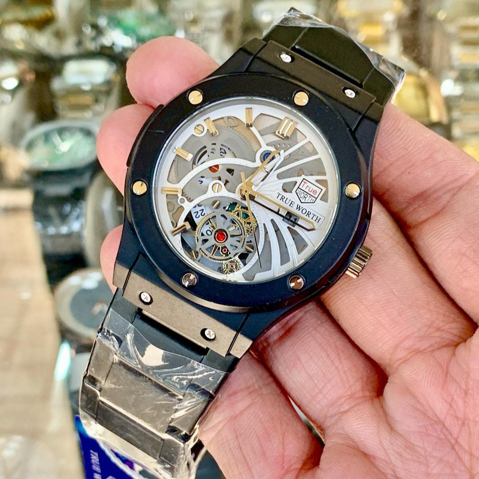 TRUE WORTH FANCY MODEL MEN'S WATCH – HEAVY DUTY MASTER LOCK