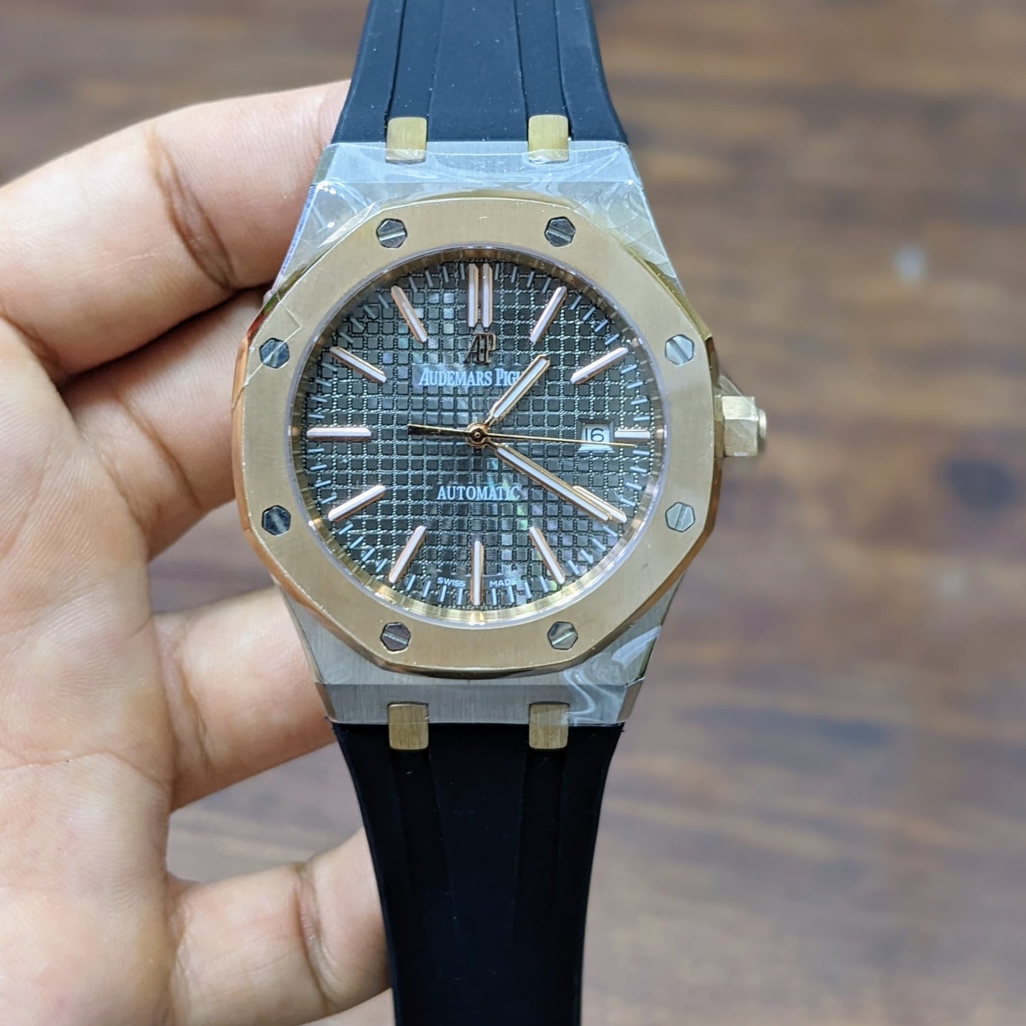 AP AUTOMATIC MOVEMENT MEN'S WATCH