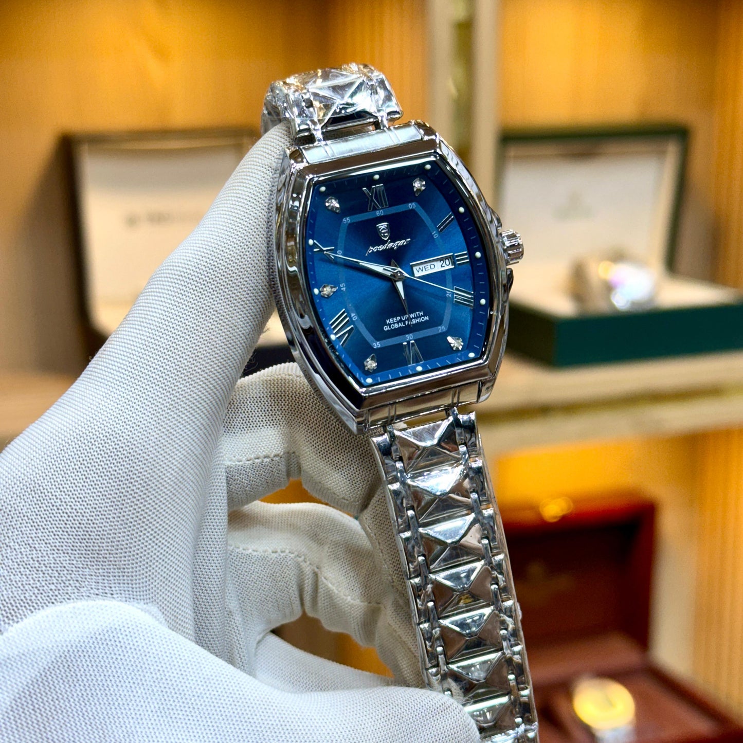 POEDAGAR Original Men's Watch Quartz Movement Date & Day Working Metal Strap Butterfly Lock