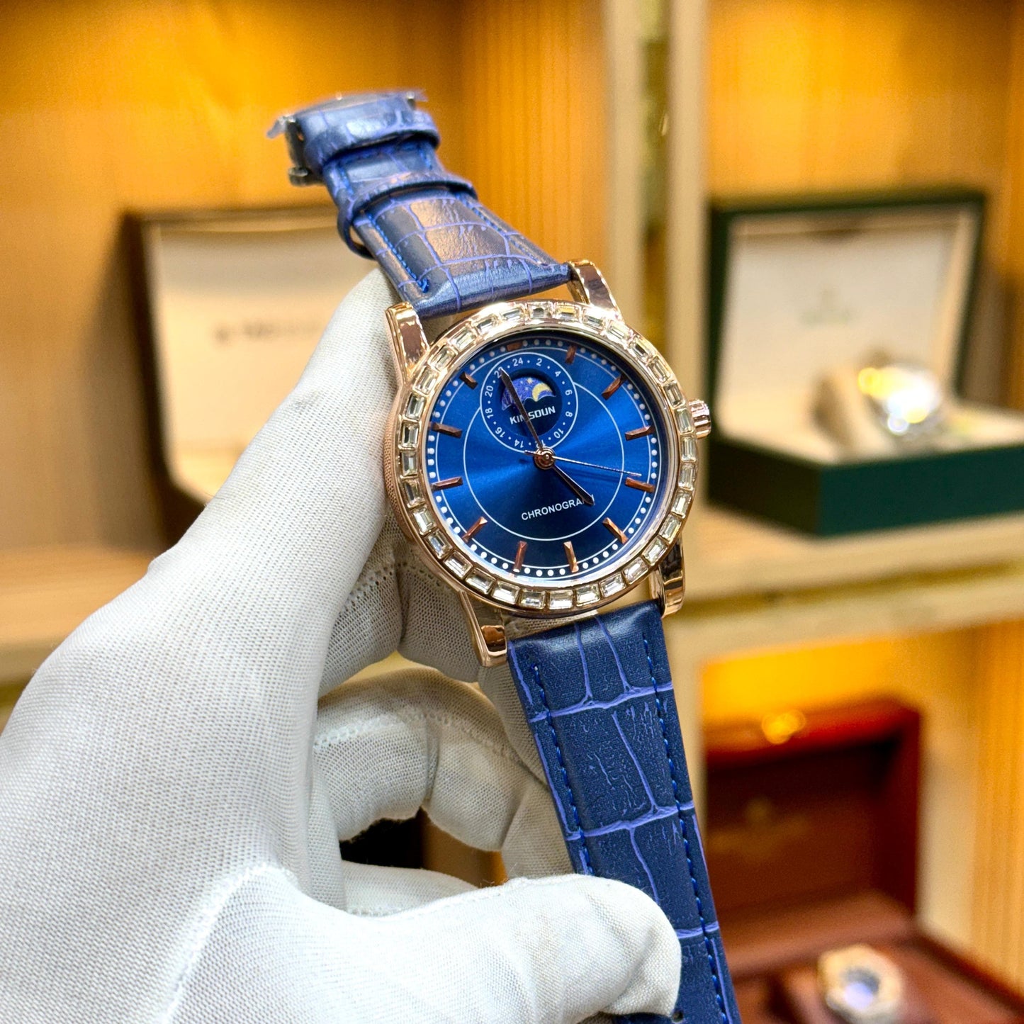 KIMSOUN Original Men's Watch-Quartz Movement Leather Strap Master Lock High-Quality Build