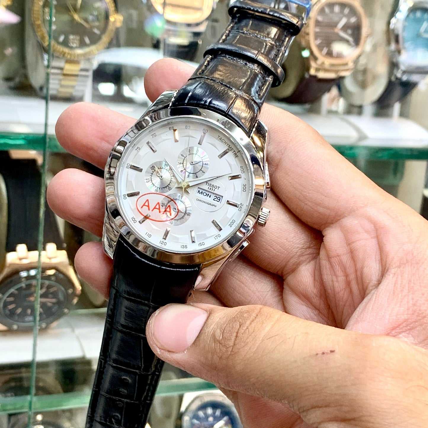 NEW TISSOT DATE DAY WORKING 
MASTER LOCK