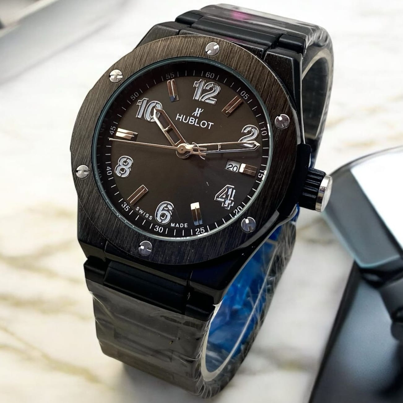 HUBLOT (NEW MODEL)DATE WORKING