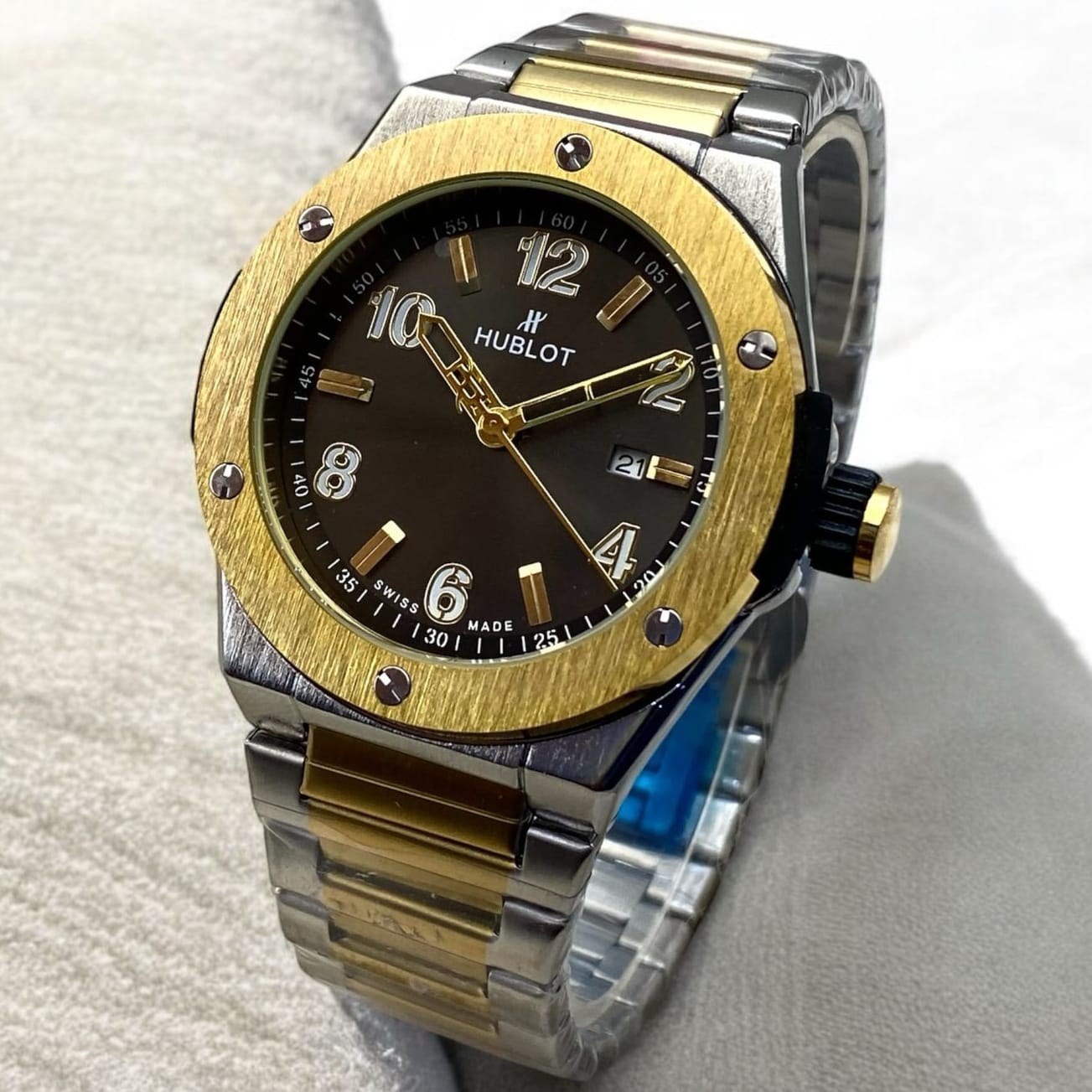 HUBLOT (NEW MODEL)DATE WORKING