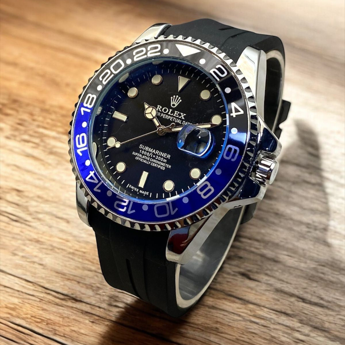 ROLEX SUBMARINER MEN'S WATCH – DATE FUNCTION, RUBBER STRAP & ROTATING BEZEL IN STUNNING COLORS