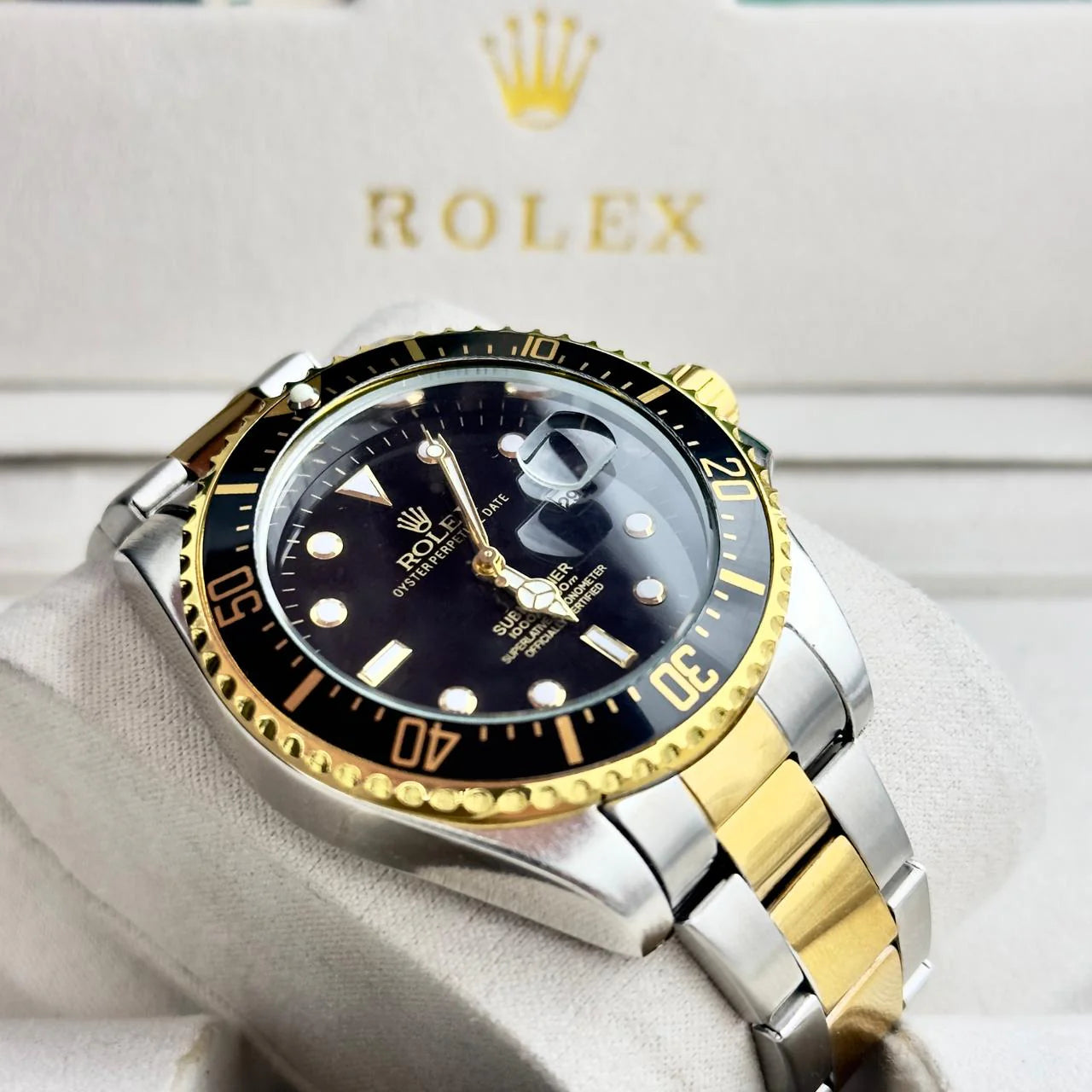 Two Tone Mens Silver Chain Wrist Watch With Black Dial - ROLEX SUBMARINER