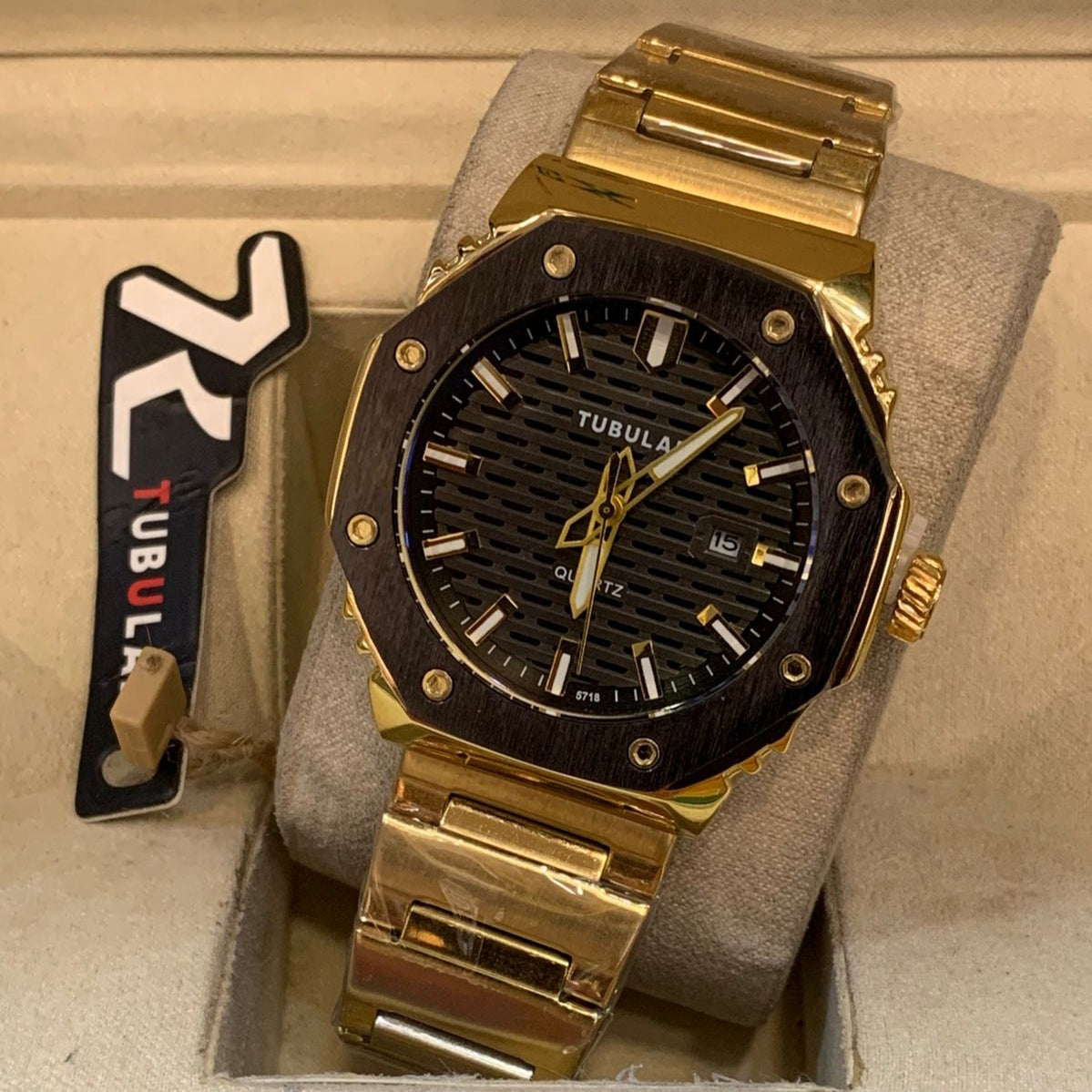 Tubular Premium Quartz Movement-Men's Watch Date Working Stainless Steel Chain Buckle Lock