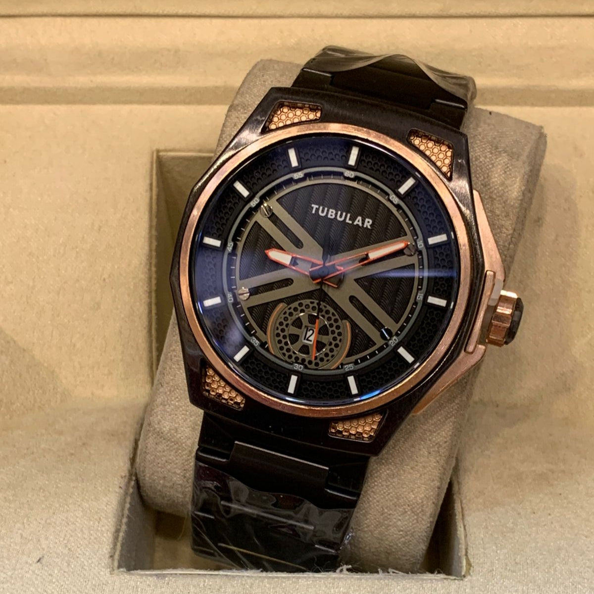 Tubular Premium Quartz Movement-Men's Watch Date Working Stainless Steel Chain Buckle Lock