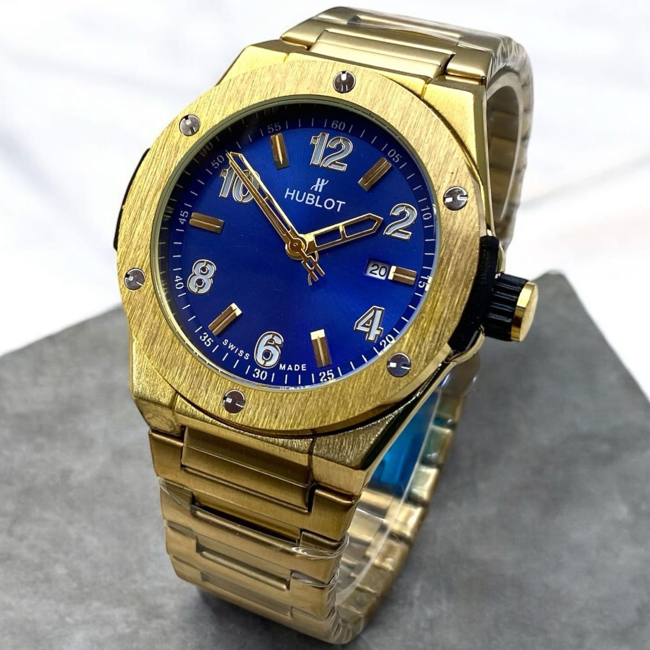 HUBLOT (NEW MODEL)DATE WORKING