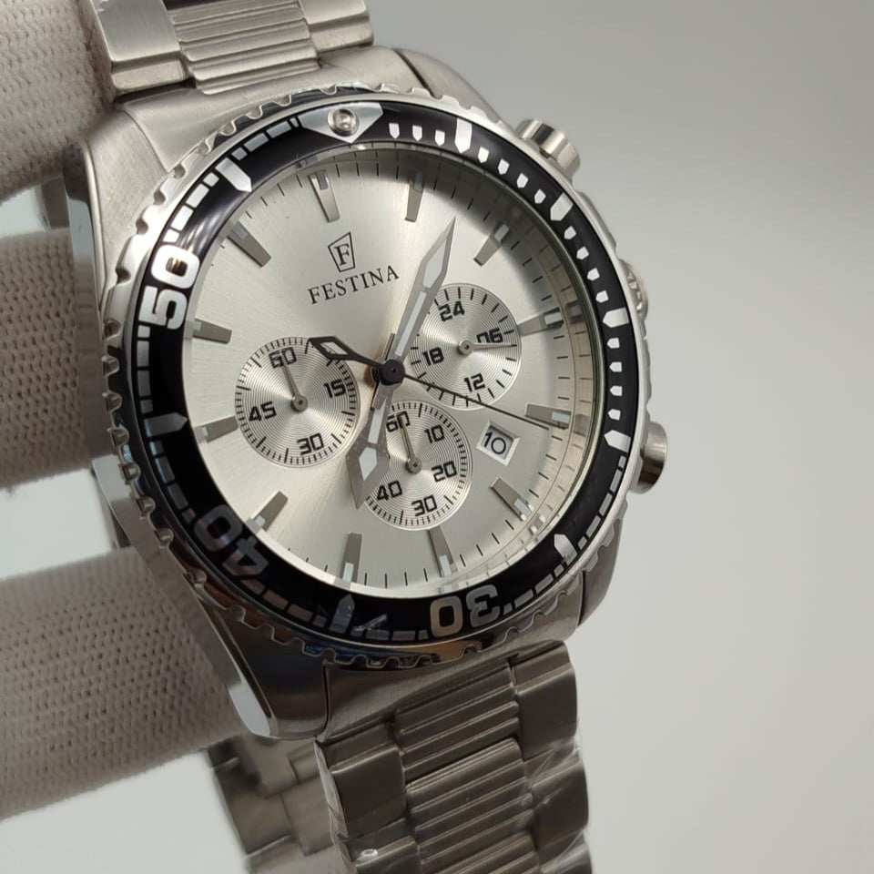 FESTINA STAINLESS STEEL MAN'S WATCH – HEAVY WEIGHT 700GM, ROTATING BEZEL, FULLY FUNCTIONAL DIAL