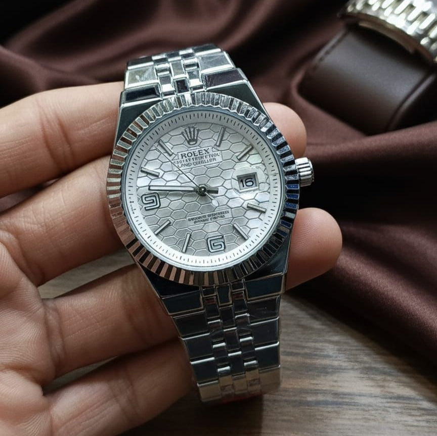 ROLEX (LAND DWELLER) Men's Watch Quartz Movement Date Working Push Lock Clasp